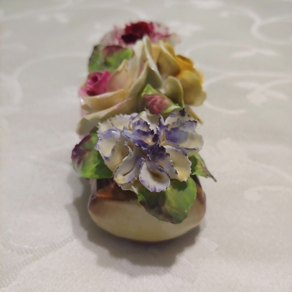 Thorley Bone China Log w/Flowers - Picture 2 of 10